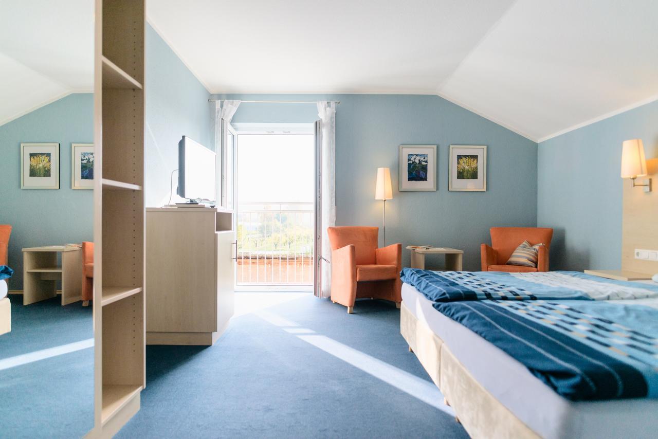Domizil Nunn Hotel Escherndorf Ngoại thất bức ảnh