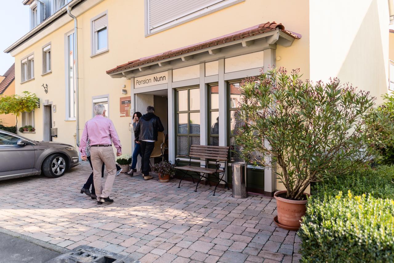 Domizil Nunn Hotel Escherndorf Ngoại thất bức ảnh
