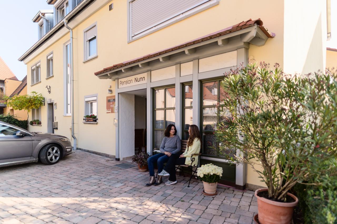 Domizil Nunn Hotel Escherndorf Ngoại thất bức ảnh