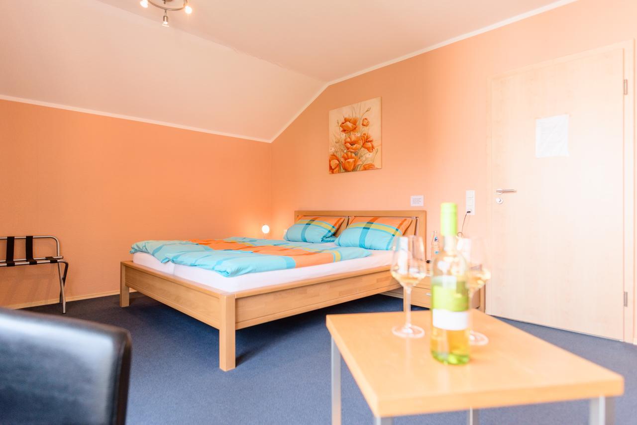 Domizil Nunn Hotel Escherndorf Ngoại thất bức ảnh